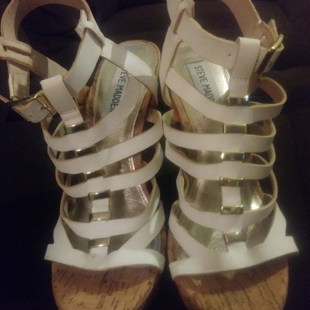 Steve Madden Indyanna Wedge Size 6.5